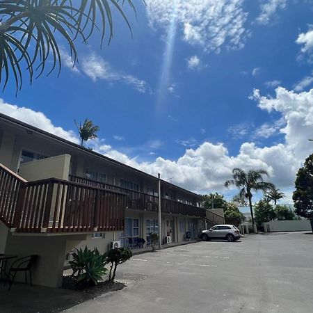Aaron Court Motel Whangarei Extérieur photo