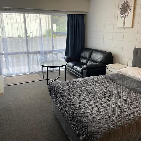 Aaron Court Motel Whangarei Extérieur photo